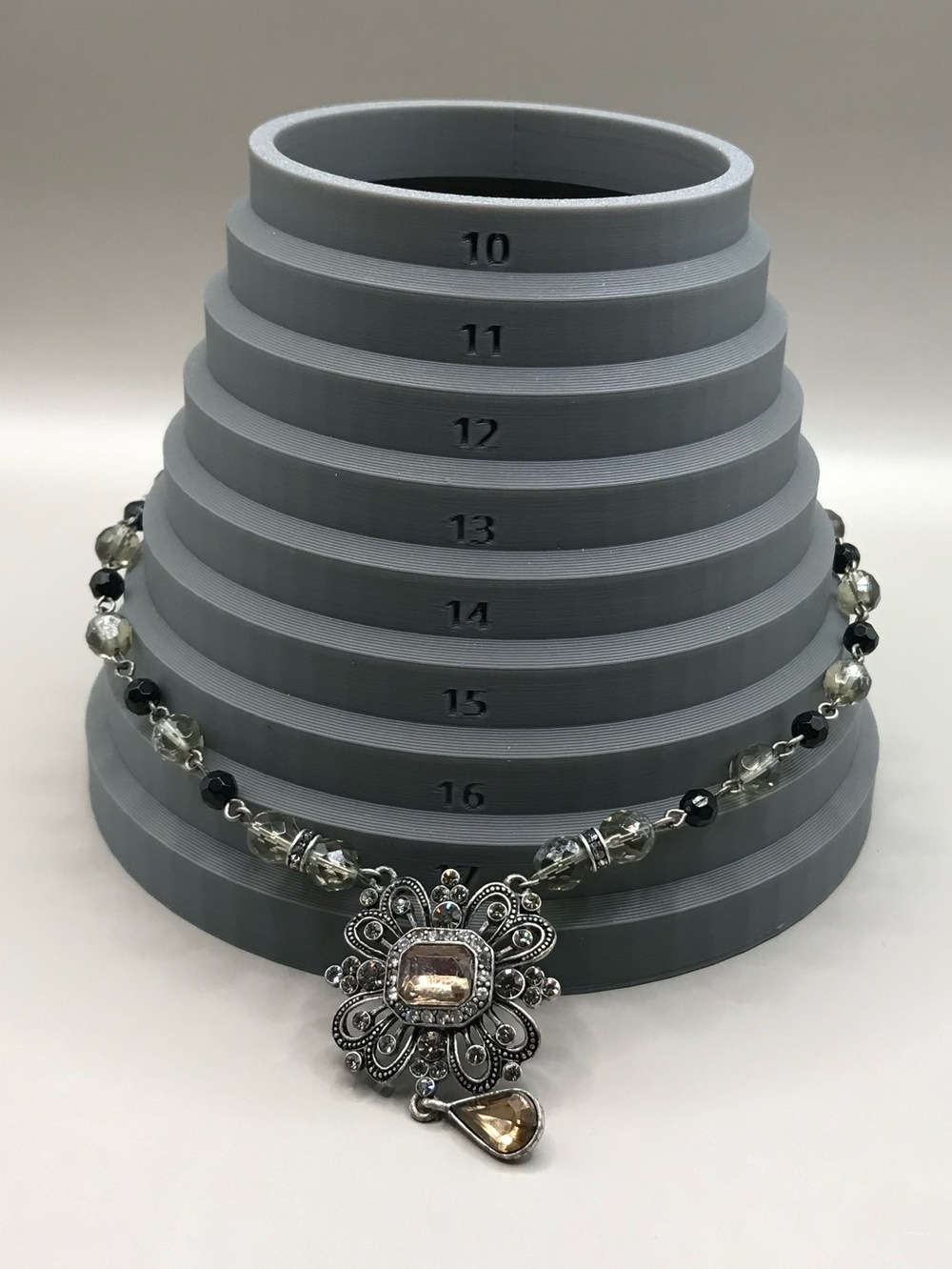 Avon Antique Silver-Tone Floral Design Drop Necklace - Picture 6 of 7